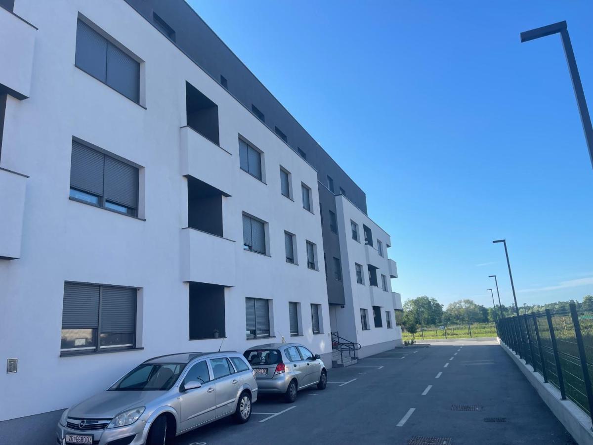 Zaprešić Luna,Central,Self-Check In,Ac,Wi-Fi, Washer,Free Parking מראה חיצוני תמונה